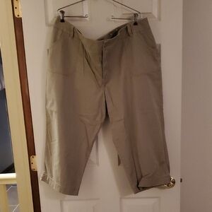 Women's Light Olive Khaki Tan Casual Crop Pants Capris Sonoma 22W Never Worn!